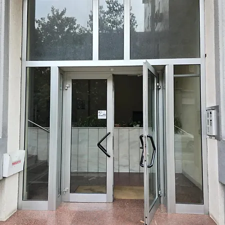 Carlo E Dani Flat In Venice